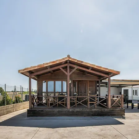 Casa Aguacate Solo Familias Holiday home