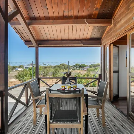 Casa Aguacate Solo Familias Holiday home