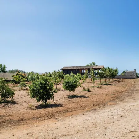 Casa Aguacate Solo Familias Holiday home