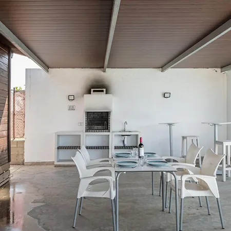 Casa Aguacate Solo Familias Holiday home Conil De La Frontera
