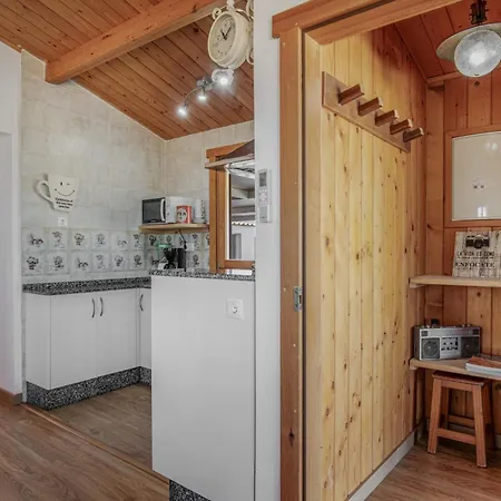 Casa Aguacate Solo Familias Holiday home